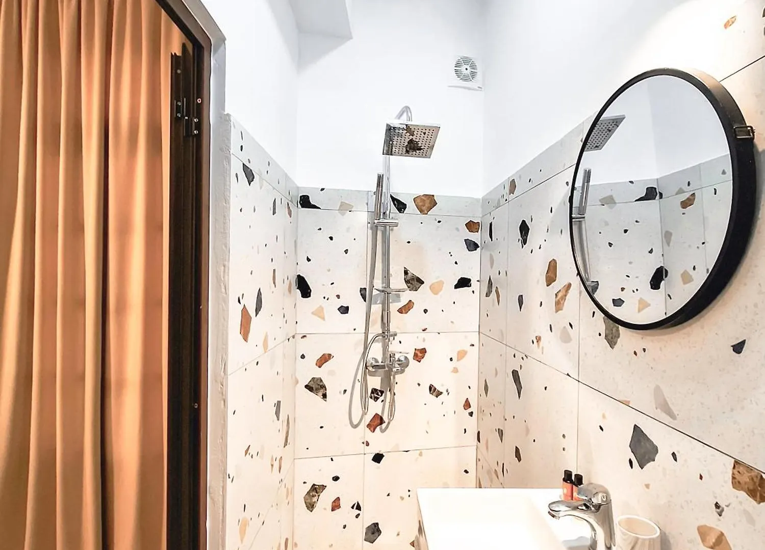 Bed & Breakfast Villa Mishel Suites Berat