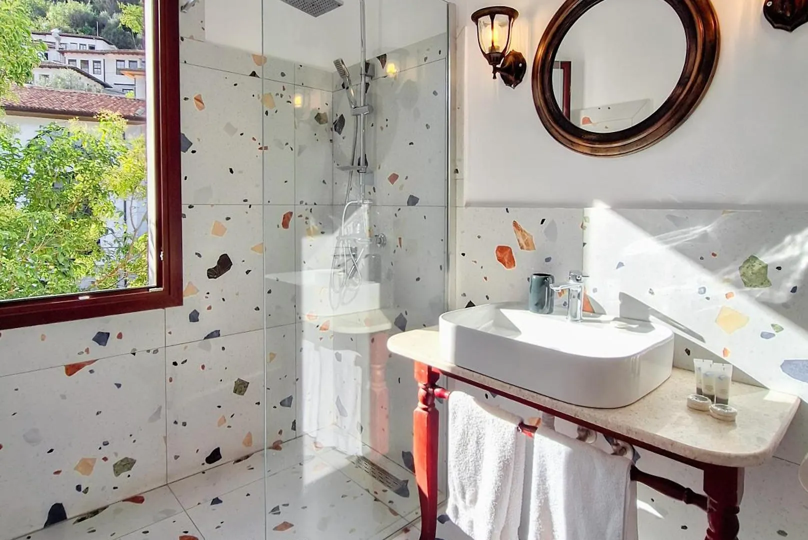 Villa Mishel Suites Berat