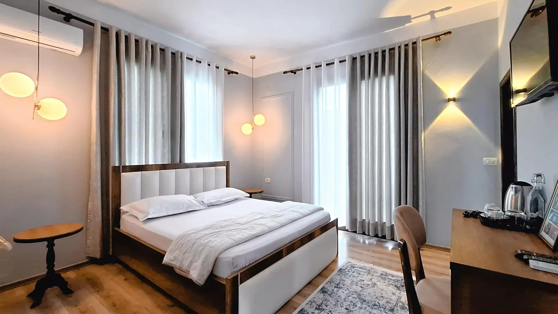 Villa Mishel Suites Berat 0*,  Albania