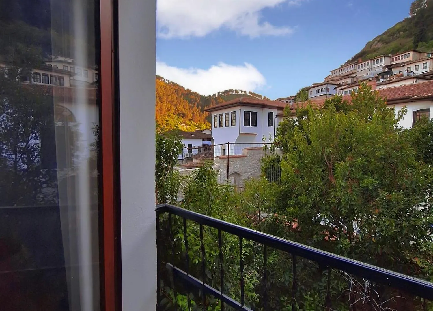 Villa Mishel Suites Berat Panzió
