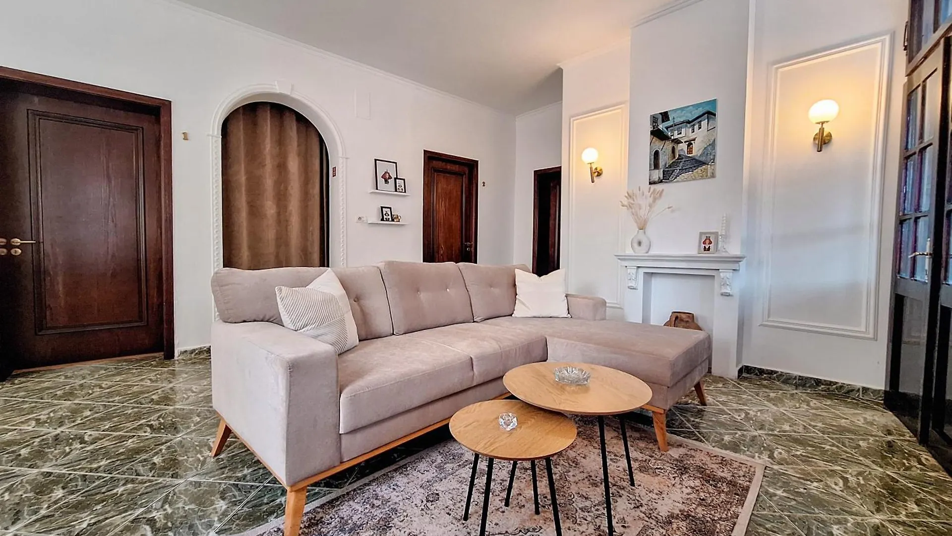 Villa Mishel Suites Berat 0*,