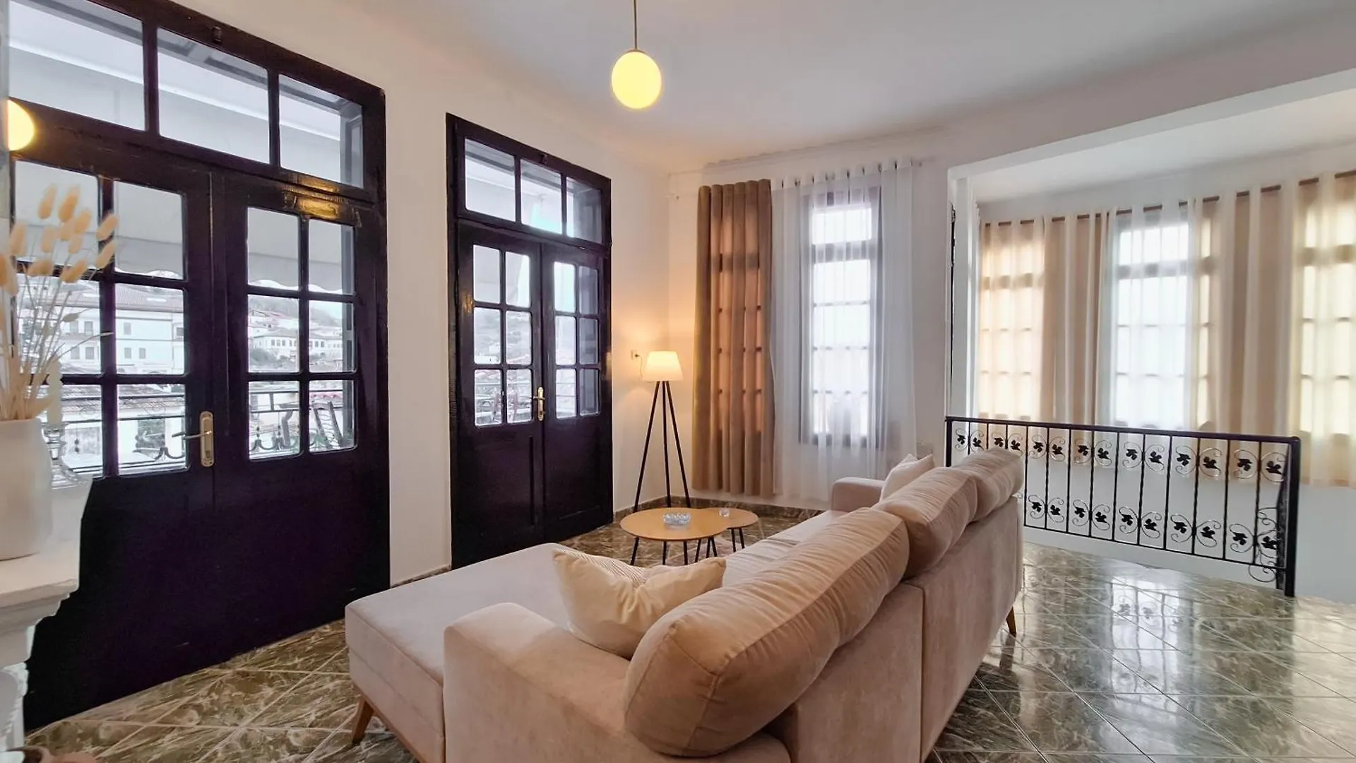 Villa Mishel Suites Berat 0*,  Albania